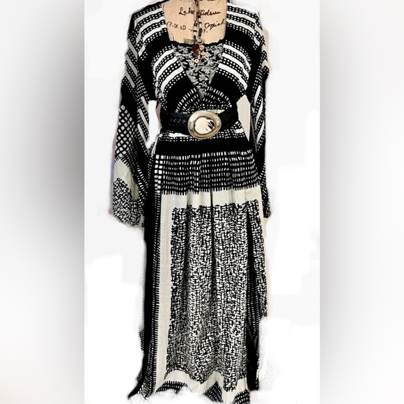 NWT Jonny Cota Poet Maxi Boho Dress, Sustainable Designer, Sexy Low Cut Top, M/L - Picture 8 of 16